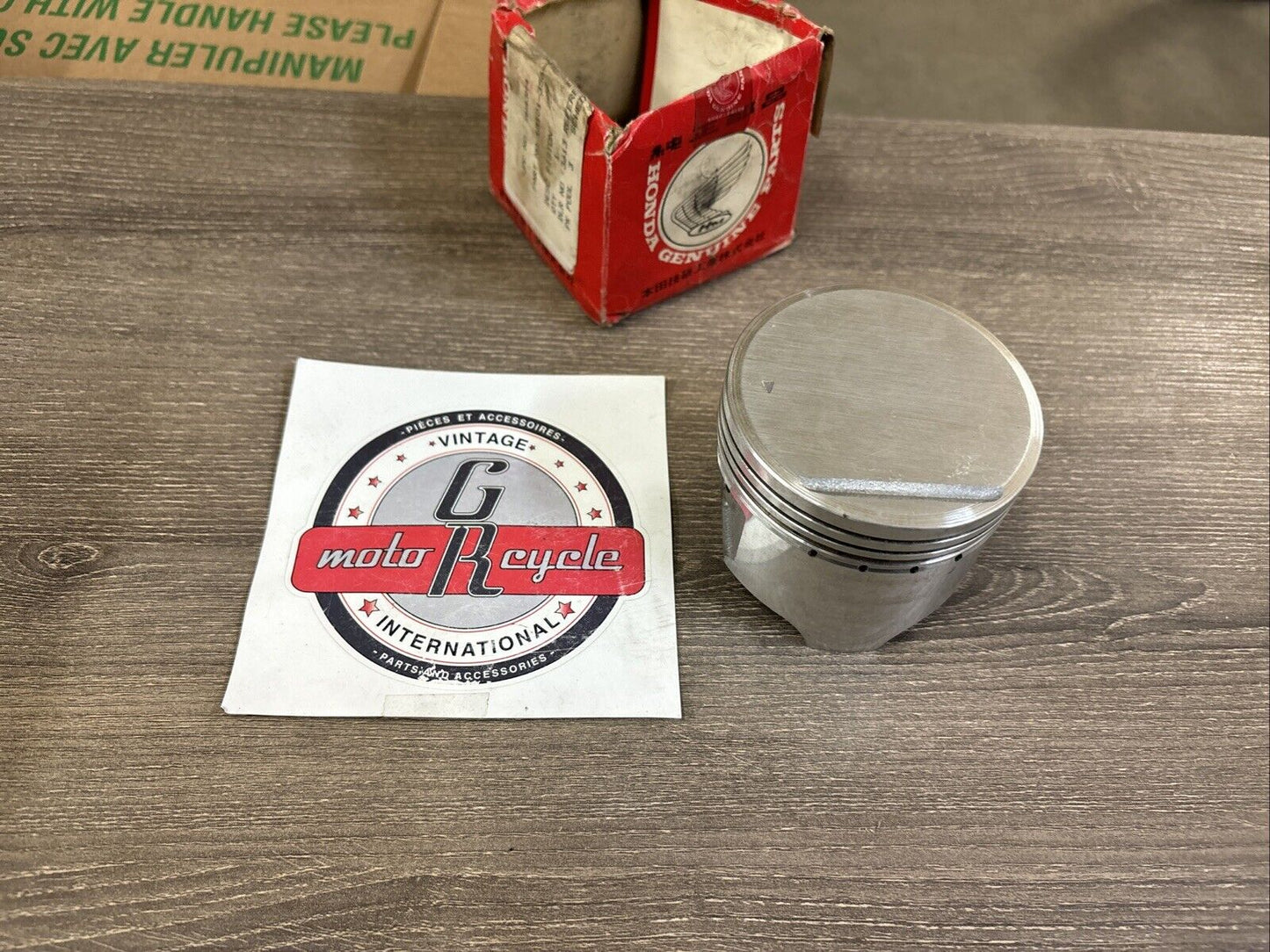 NOS Honda 1974 - 1978 XL350 K0 K1 K2 K3 K4 PISTON STD 13101-356-000 H136