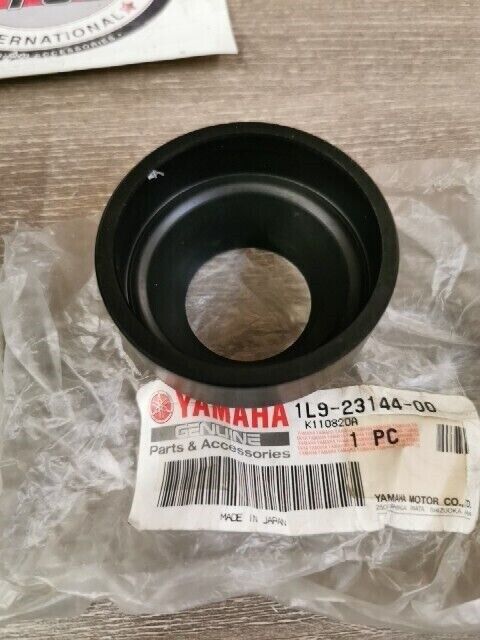 NOS YAMAHA XS360C XS400E XS400SH XS400SG DUST SEAL QTY2 1L9-23144-00-00 Y106