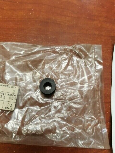 NOS Yamaha FZR1000 FZR750 FZR600 FZR500 TDM850 GROMMET 90480-10258-00 Y111