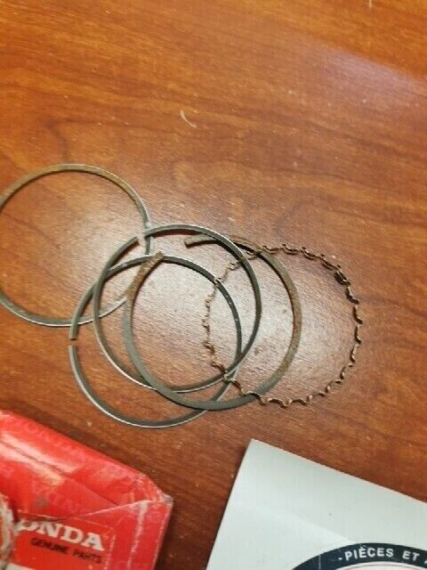 NOS Honda XL100S XR100 R PISTON RING SET (OS 0.25) 13021-436-000 H78