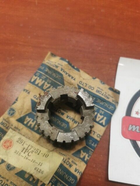 NOS Yamaha 1972 1973 DT2 DT3 5TH WHEEL GEAR 291-17251-10-00 Y141