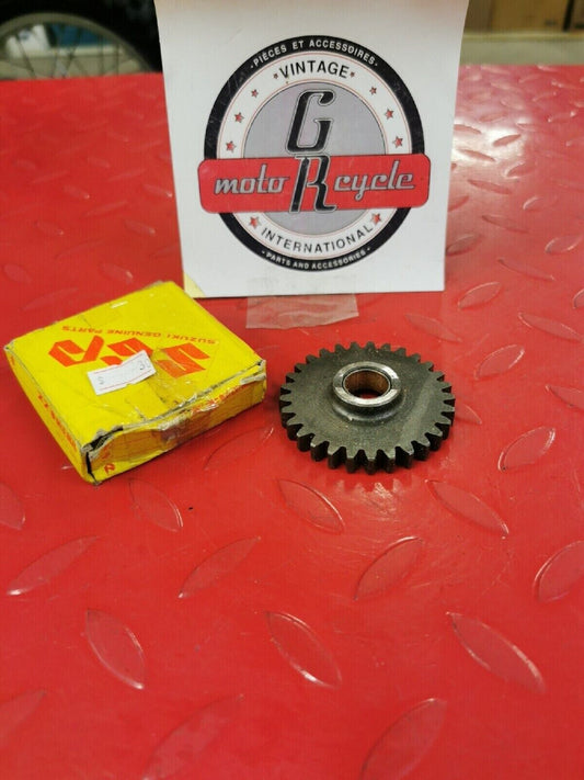 NOS SUZUKI GP100 TS185 Kick Start Gear 26260-28002  SUB BY 26260-28003   S12