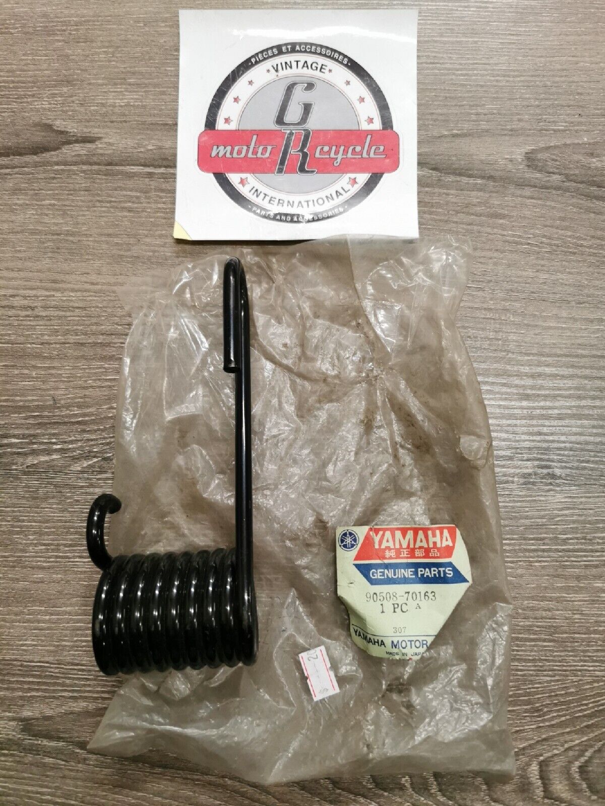 NOS YAMAHA GPX338 GPX433 1974 SPRING TORSION 90508-70163-00 Y55