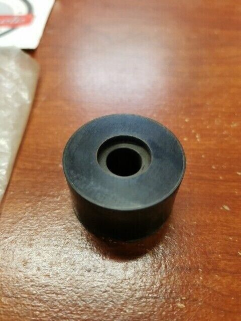 NOS Honda ATC200X CR125R CR250R CR450R CHAIN ROLLER GUIDE 52158-467-000 H99