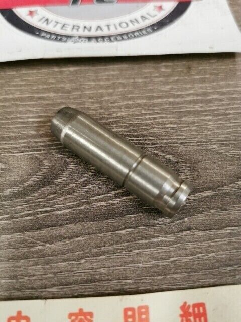 NOS HONDA CB750 1977 1978 GUIDE IN VALVE 12021-410-300 SUB BY 12021-410-405 H77