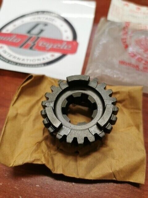 NOS Honda 1976 - 1978 CR125M COUNTERSHAFT 6TH 22T GEAR 23501-400-000 H69