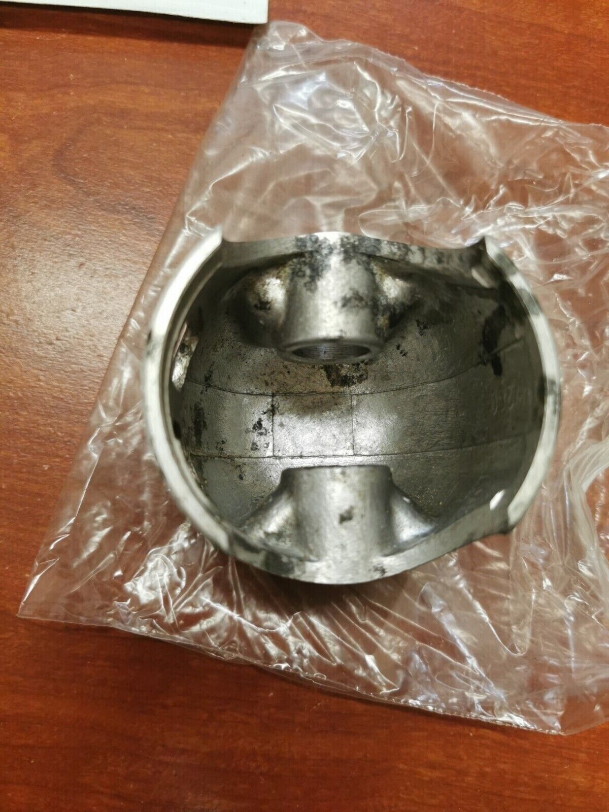 NOS Yamaha IT175 PISTON 1ST O/S SUB. 1W2-11635-10-00 SUB. 3R6-11630-12-00 Y86