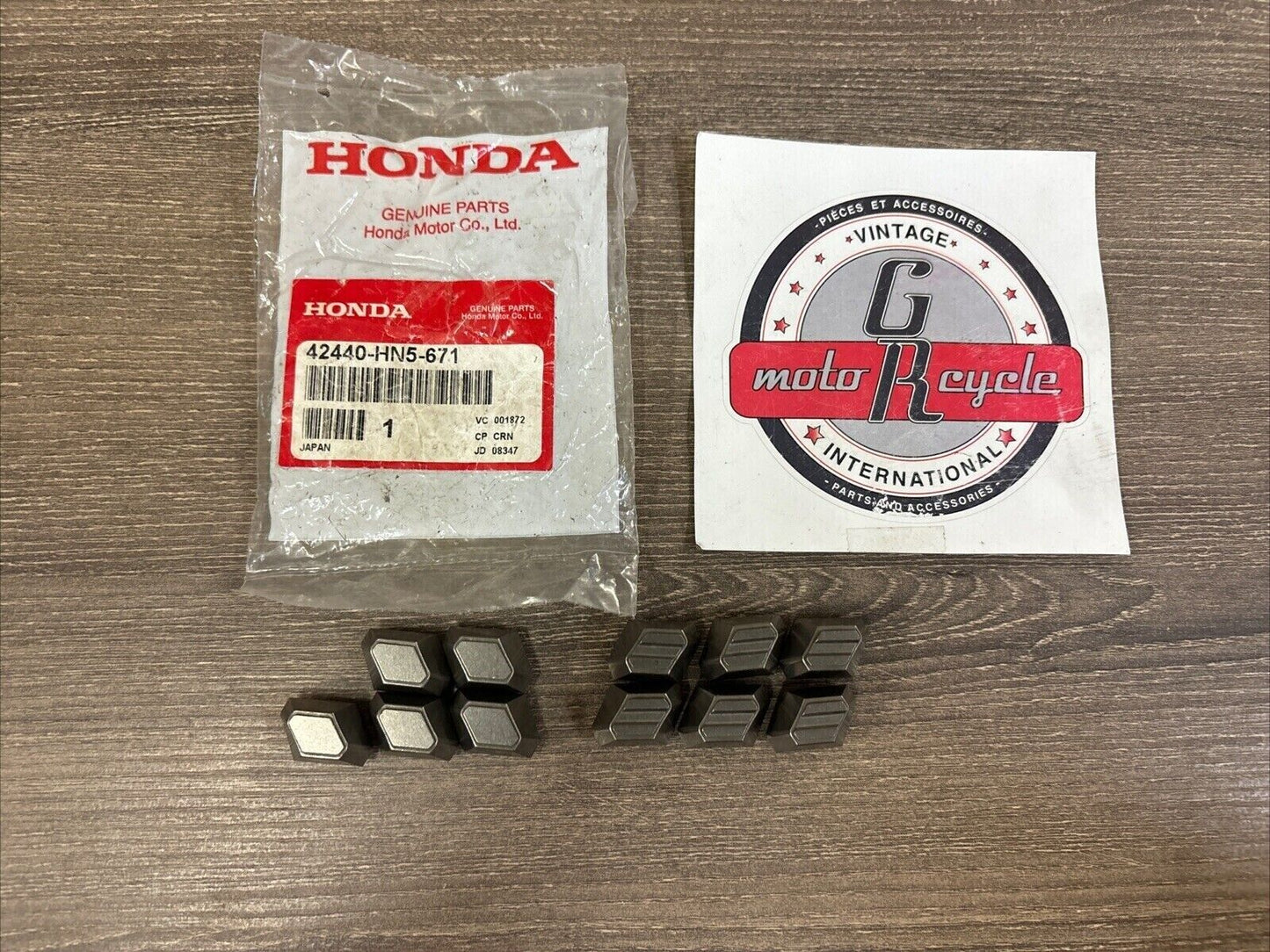 NOS Honda TRX350F TRX400F TRX420F CAM FOLLOWER INCOMPLETE 42440-HN5-671 H121