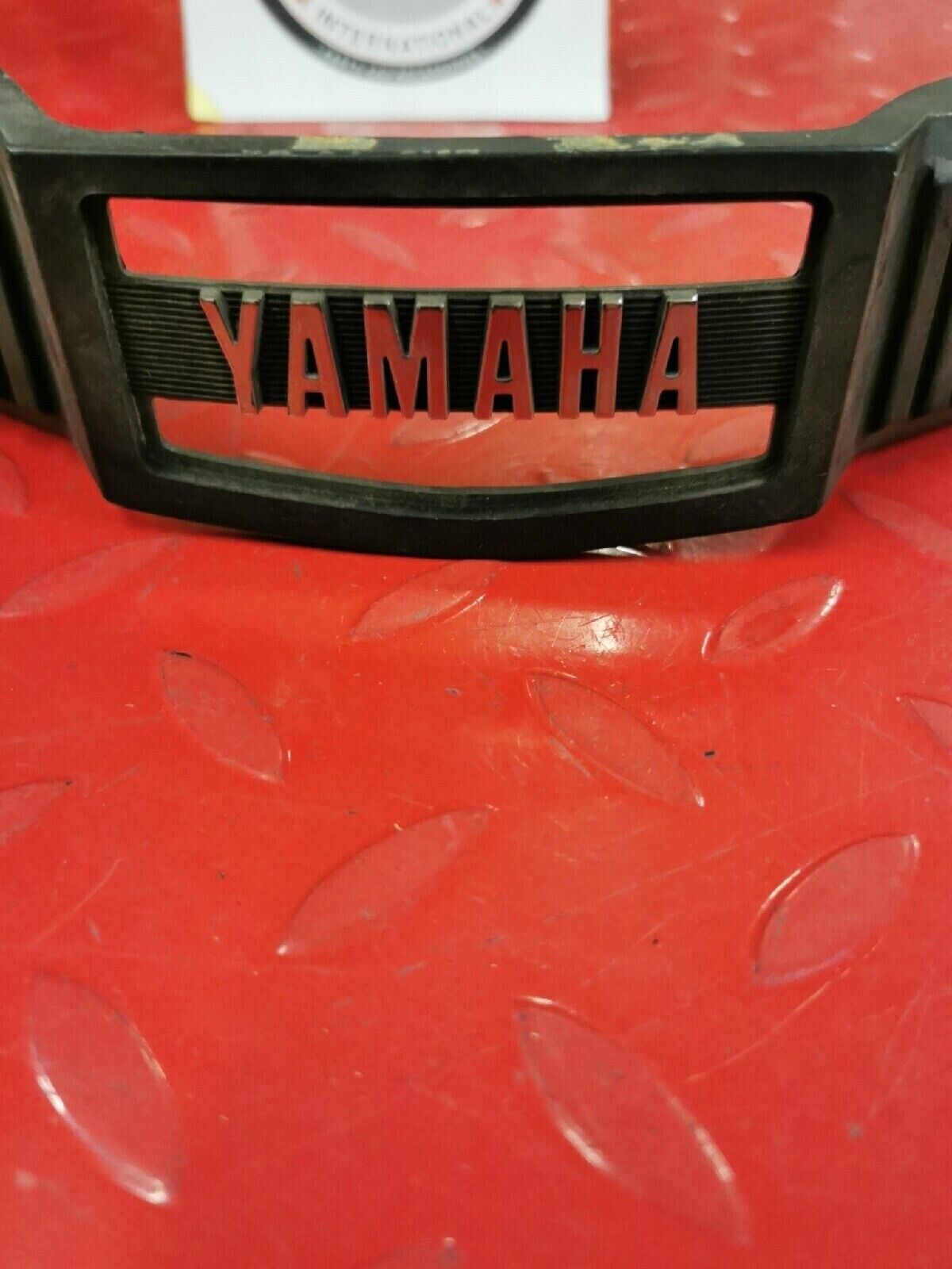 NOS YAMAHA XZ550RJ  1982  COVER EMBLEM  11H-23122-02-00 Y52