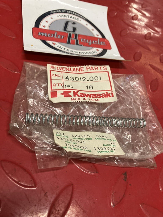 NOS KAWASAKI REAR BRAKE ROD SPRING 43012-001 K19