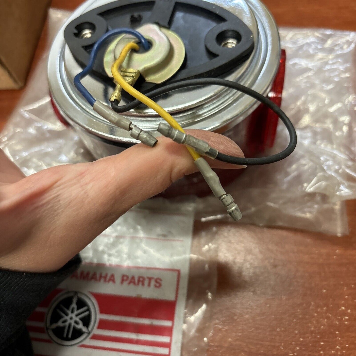 NOS Yamaha TAIL LAMP UNIT 437-84510-61 SUB 437-84510-60-00 437-84510-62-00 Y172