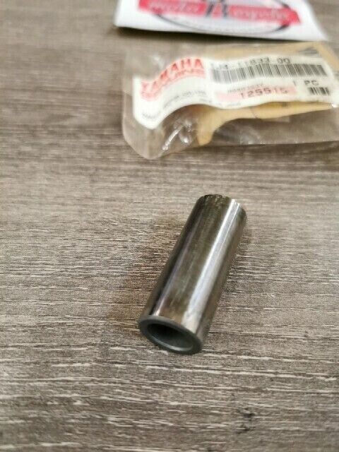 NOS YAMAHA YZ100 1976 - 1983 YZ100C XZ125X  PIN PISTON 1J4-11633-00-00 Y104