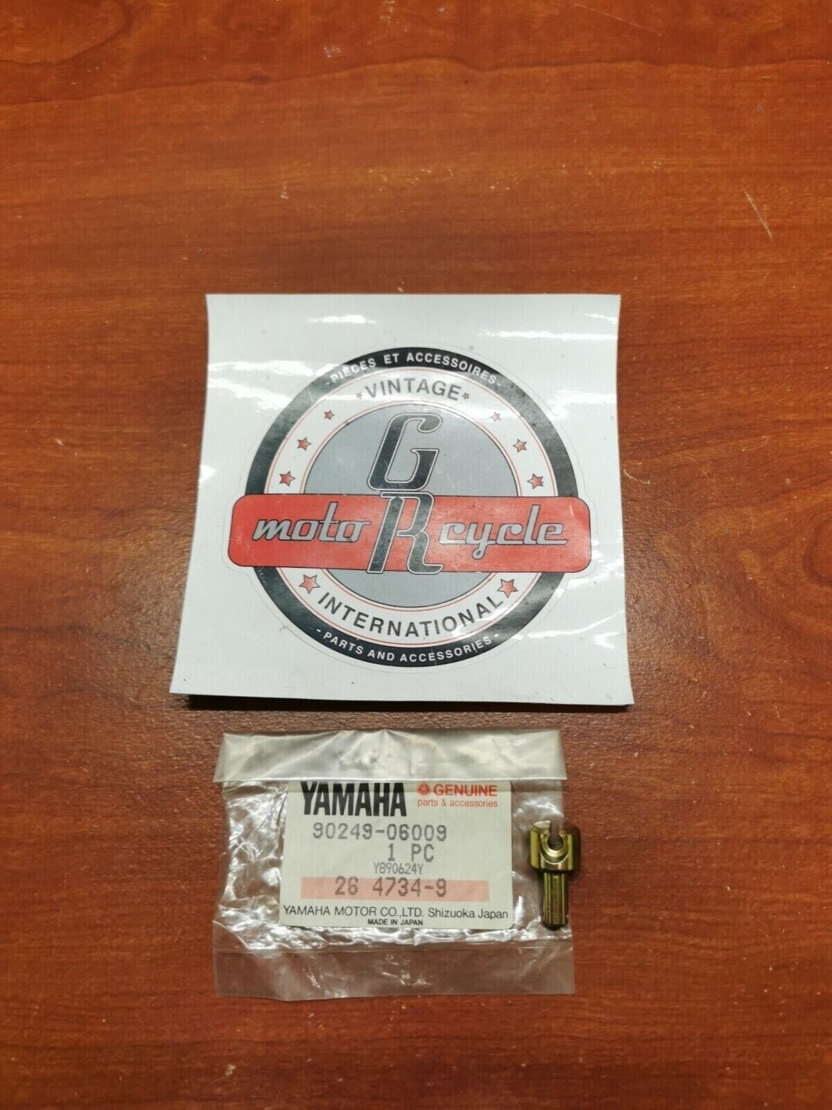 NOS Yamaha SXV70 SXV60 ET340 BR250 VT500 VT600 VX700 PIN 90249-06009-00 Y96