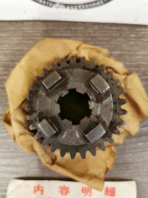 NOS HONDA S50 S65 1965 GEAR MAINSHAFT SECOND 2ND 23431-035-661 H88