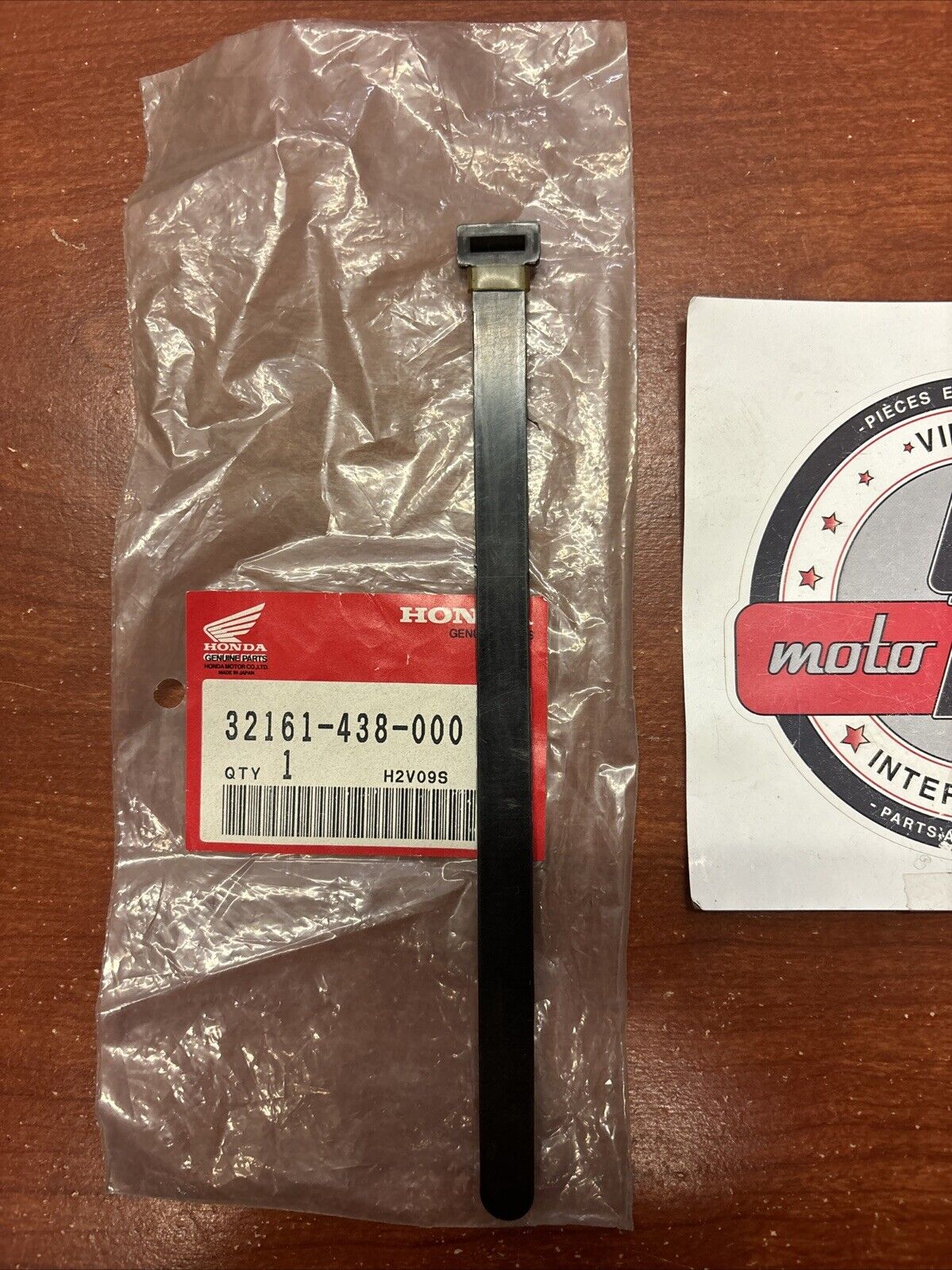 NOS Honda CB1100R CB750F CB900F CBX1000 WIRE BAND 32161-438-000 H141