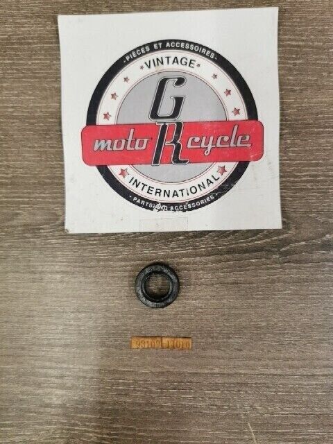 NOS YAMAHA YZ450F YZ450FXP YZ450FML YZ250FFW OIL SEAL 93109-14010-00 Y145