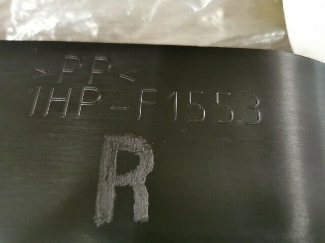 NOS YAMAHA ATV YFM7FGAGR YFM5FGZL YFM70GPAKW FENDER 1HP-F1553-00-00 Y106