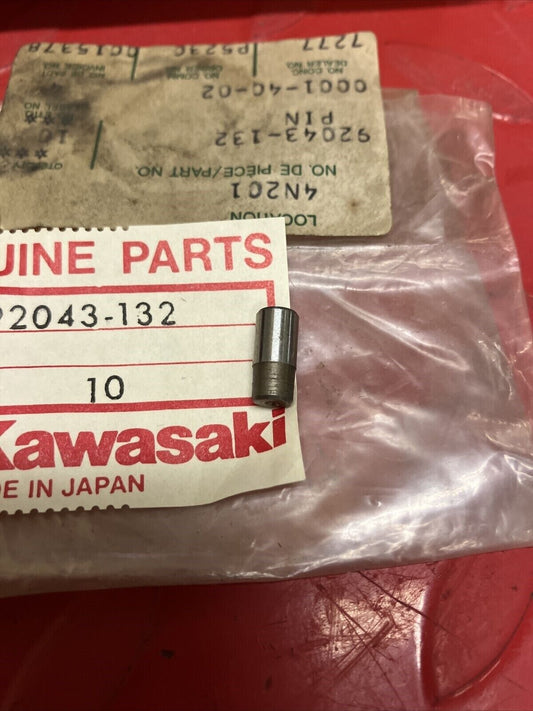 NOS KAWASAKI STARTER MOTOR PIN 92043-132 K17