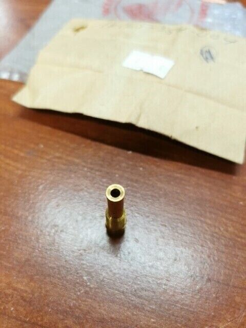 NOS Honda CB200 B T CL200 NEEDLE JET HOLDER 16165-354-004 H75