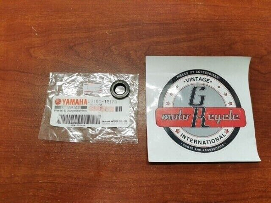 NOS Yamaha YXE10 YXF10 YXE85 YXF85 YFS200 OIL SEAL 93101-12173-00 Y102