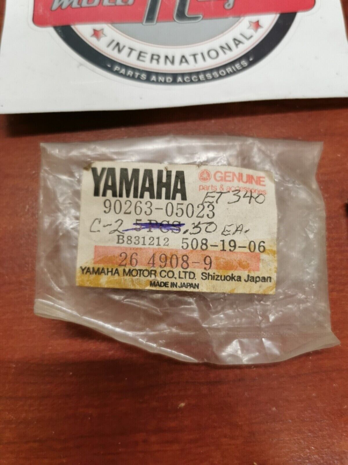 NOS Yamaha ET340 EC340 CF300 ET300 ET250 FLAT HEAD RIVET 90263-05023-00 Y99