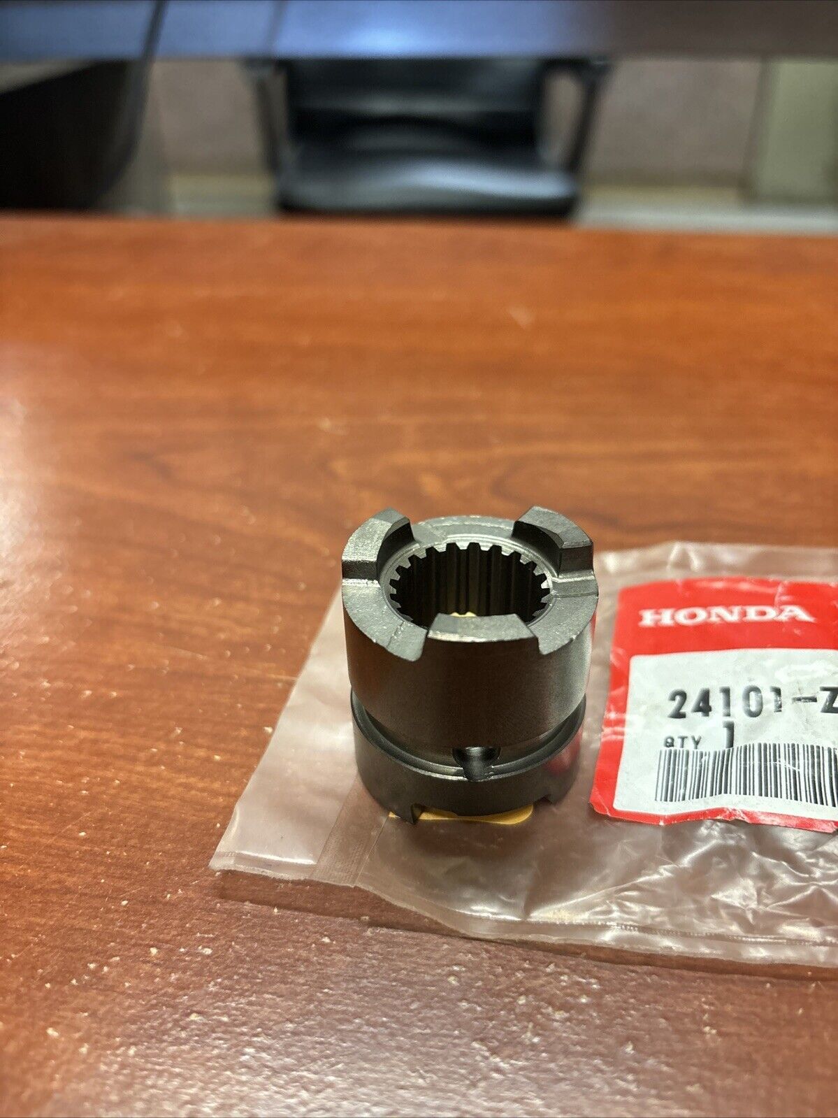 NOS Honda BF25 BF30 CLUTCH SHIFTER 24101-ZV7-000 H183