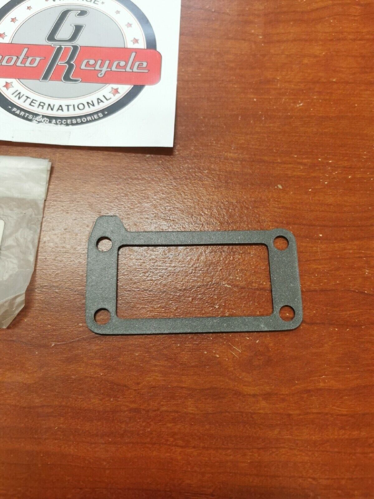 NOS Yamaha EF1400 EF1200 YP20 YP30 BREATHER COVER GASKET 76G-11169-01-00 Y77