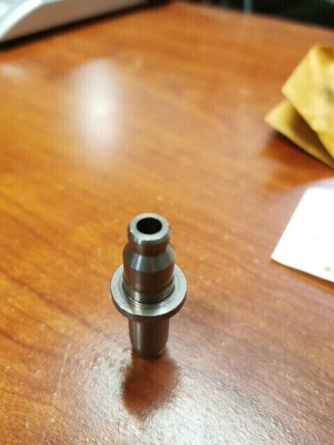 NOS Honda CB650 EXHAUST VALVE GUIDE 12023-460-771 SUB. 12204-KW1-405 H90