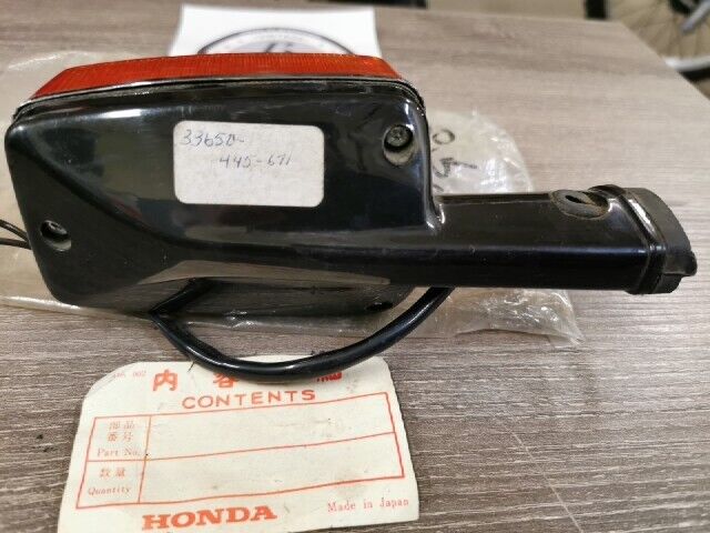 NOS HONDA CB750F 1979 WINKER ASSY R RR 33600-445-671 H83