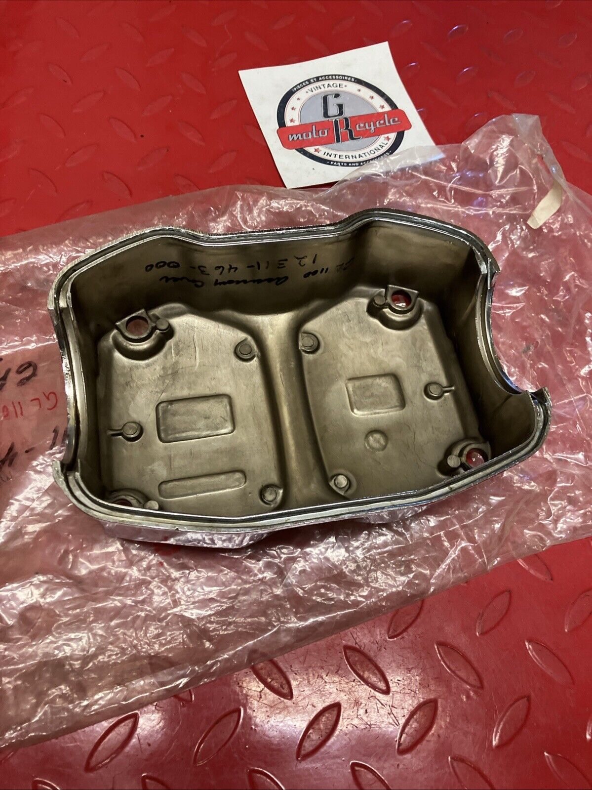 Honda GL1100 Goldwing 1100 1980 - 1983 left right cylinder head cover CHROME U5