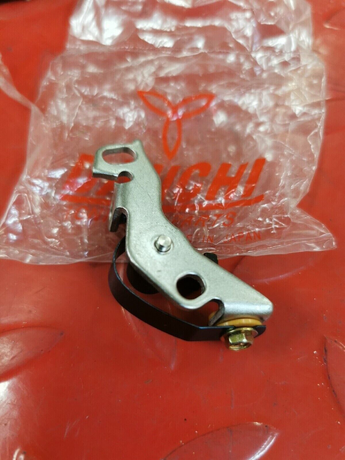 NOS HONDA CJ360 1976  1977  IGNITION CONTACT  POINTS L 30202-369-154  J11