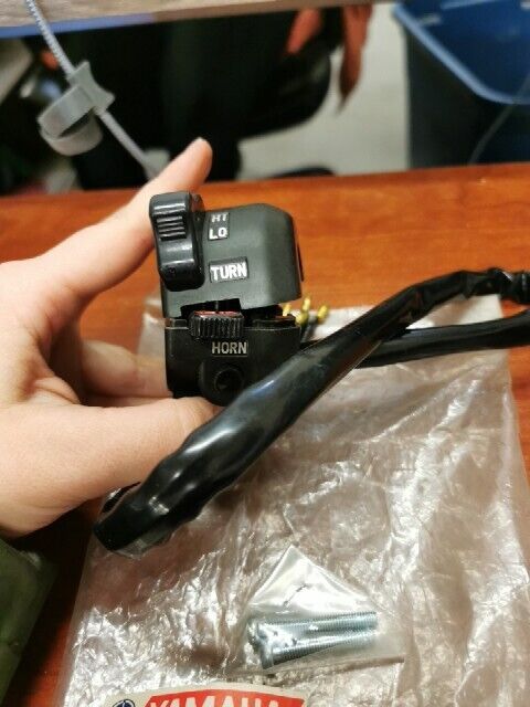 NOS Yamaha HANDLE SWITCH 584-83963-00-00 & 584-83973-01-00 SUB 1H7-83973-10 Y115