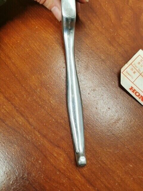 NOS Honda C72 C77 C78 RIGHT HANDLE LEVER 53175-259-000 H99