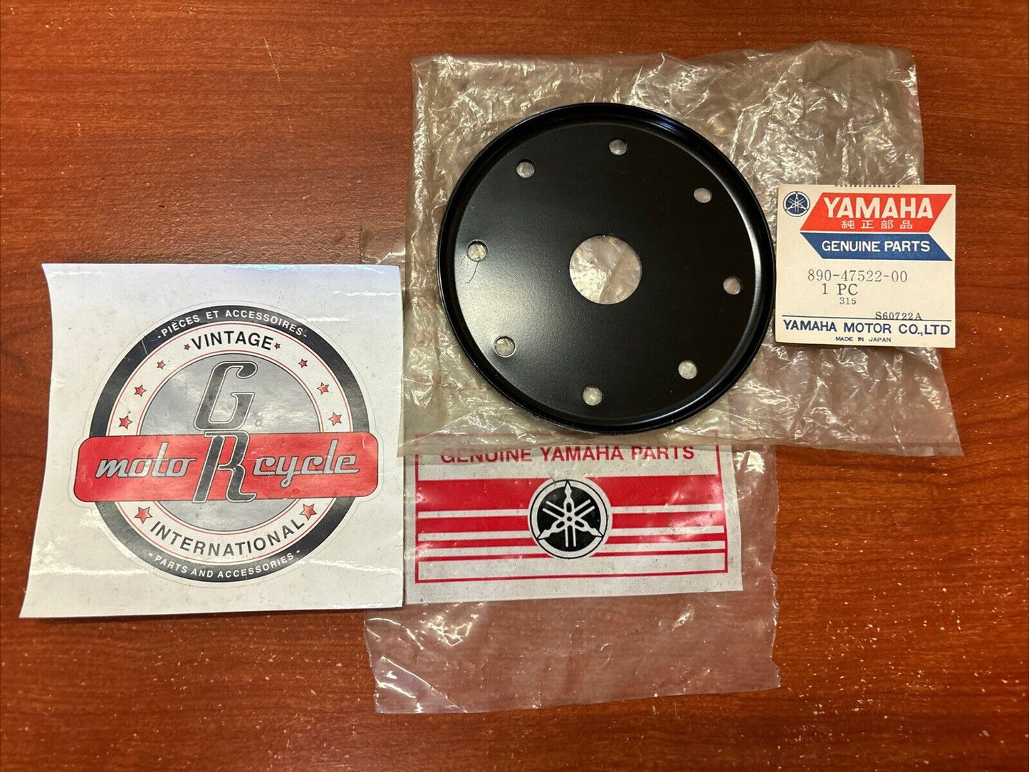 NOS Yamaha GPX338 GPX433 GP300 GP440 SPROCKET WHEEL RIM 890-47522-00-00 Y181