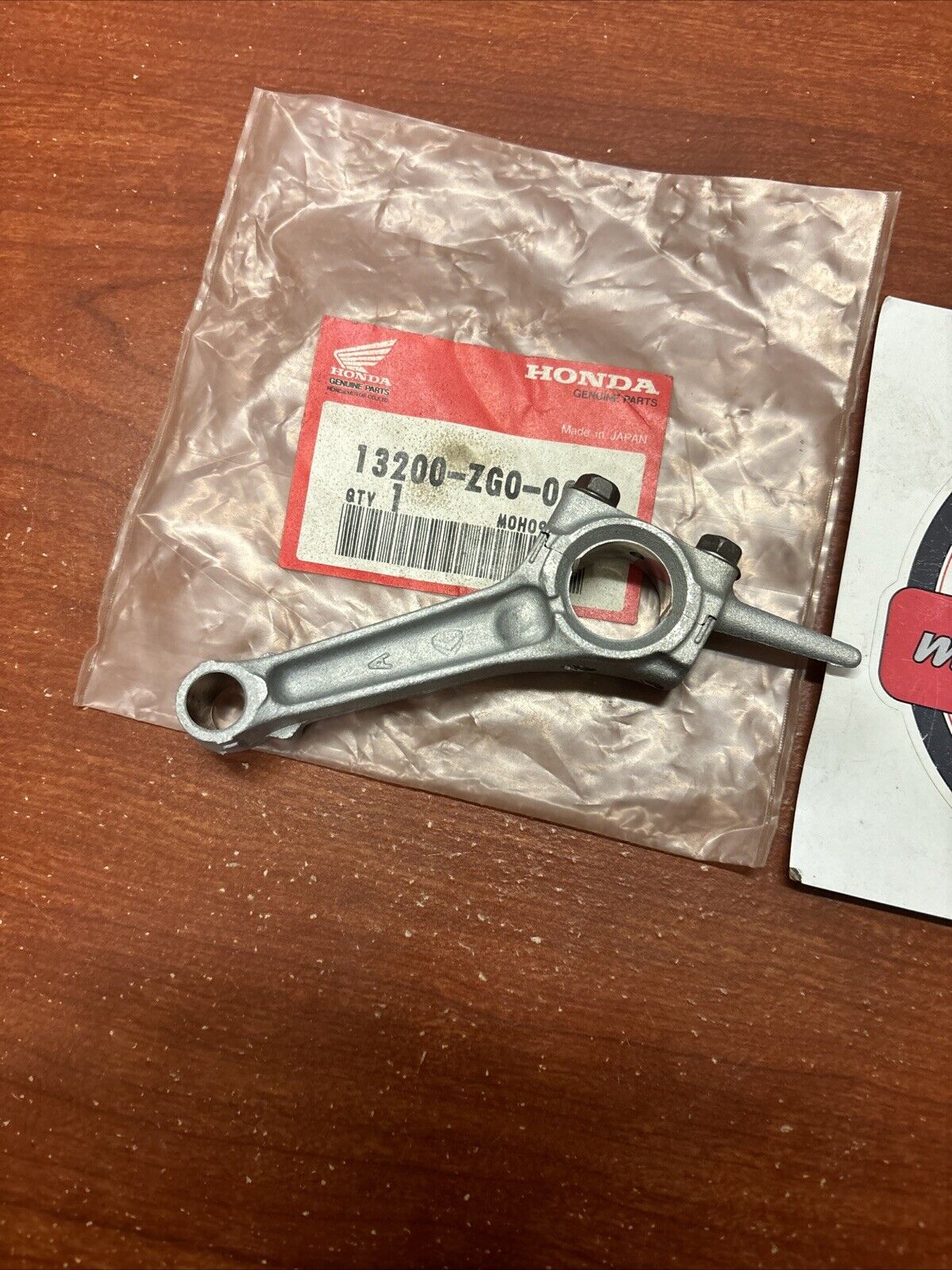 NOS Honda G100 GV100 EG650 F210 CONNECTING ROD (STD) 13200-ZG0-000 H182