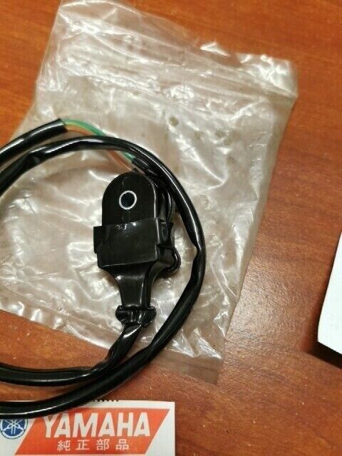 NOS Yamaha AS2 AT1 AT2 AT3 CT1 DS6 DT1 FRONT STOP SWITCH 232-83980-30-00 Y127