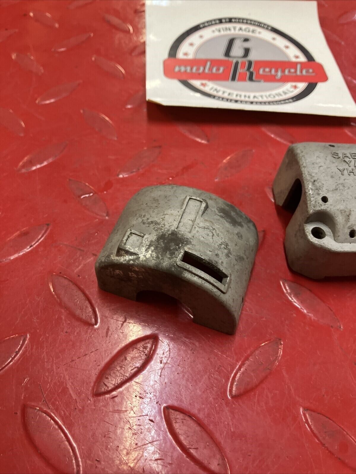 Yamaha RD400 1977 left handle switch body housing 1976 1978 1979