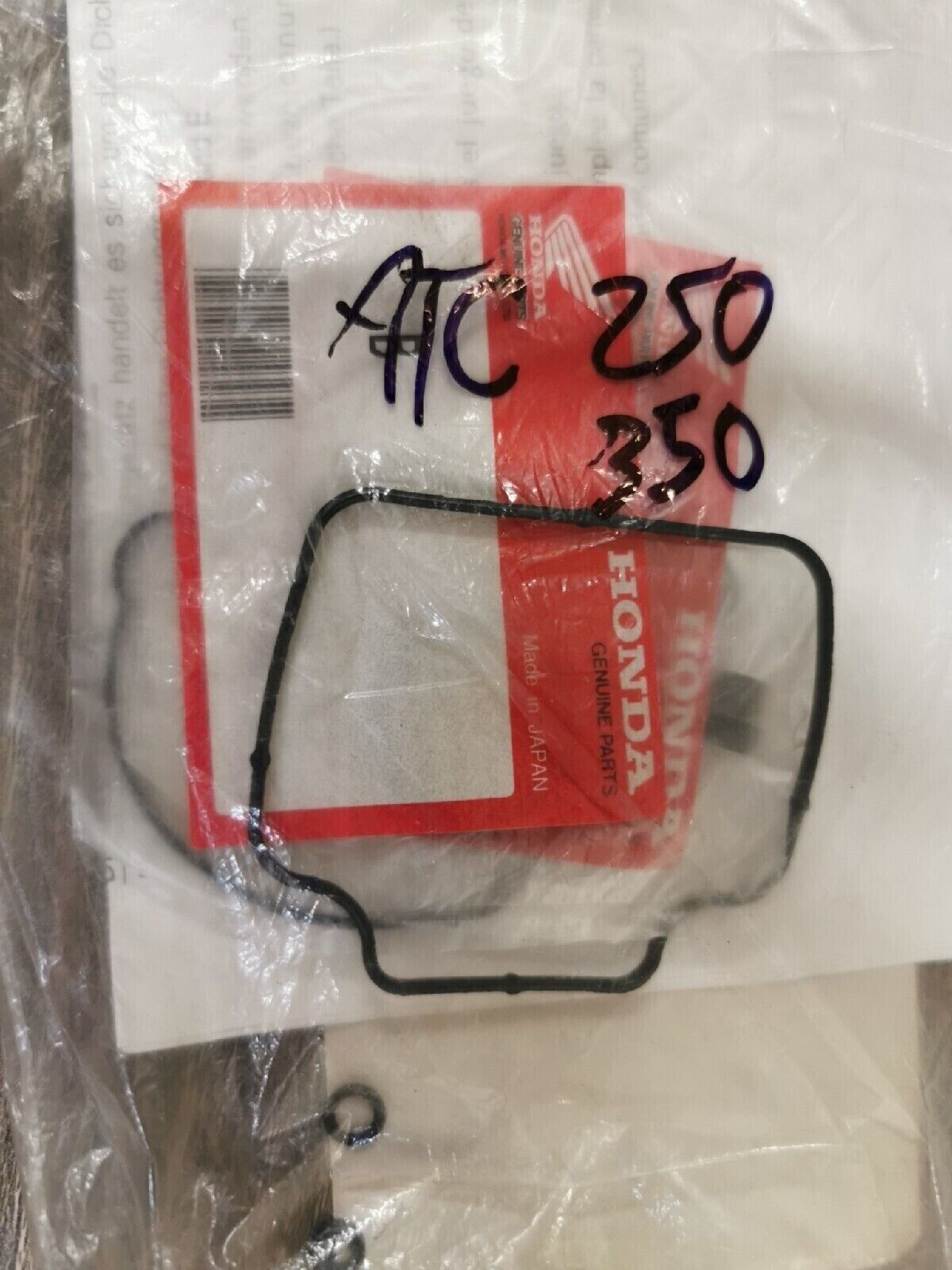 NOS HONDA ATC250 ATC350 1985 1986  GASKET SET 16010-HA5-305 H45