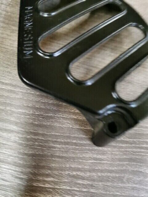 NOS SUZUKI PE175 1978 1979 PE250 COVER ENGINE SPROCKET 11361-41400 S45