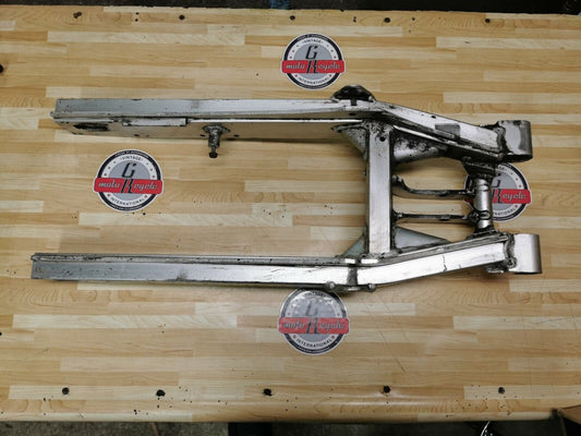 Suzuki RM125 1983 swingarm rear swinging arm