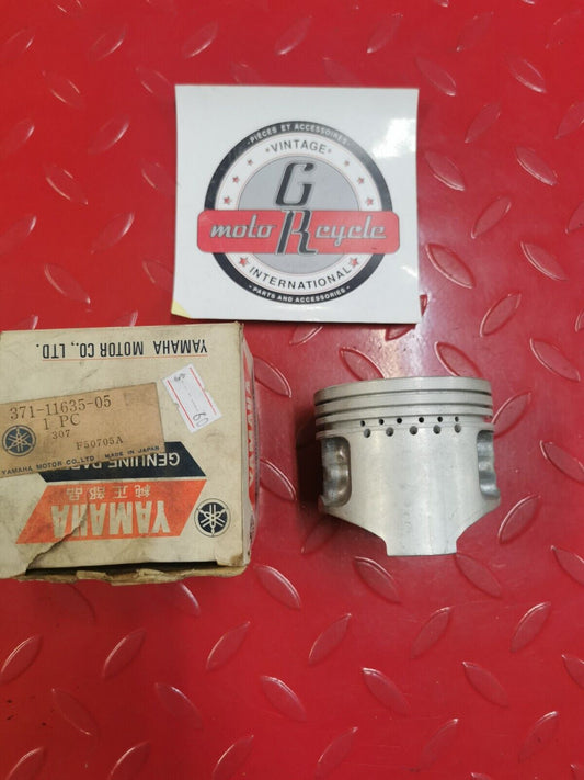 NOS YAMAHA XS500 TX500  PISTON 1 O/S 0.25 371-11635-05-00 Y27