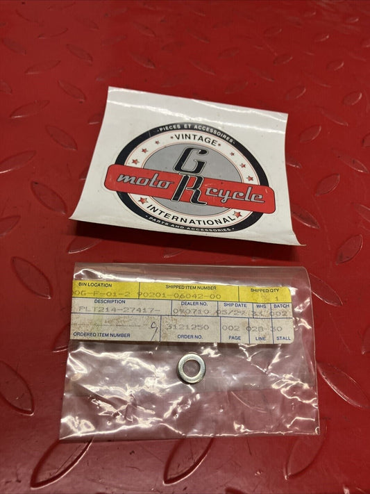 NOS YAMAHA WASHER PLATE 90201-06042-00 Y63