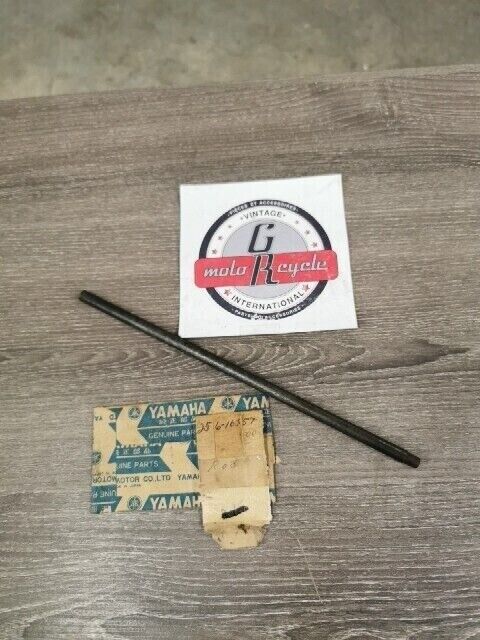 NOS YAMAHA TX650 1973 XS1 XS2 XS650B TX650A 1974 ROD PUSH 2 256-16357-00-00 Y157