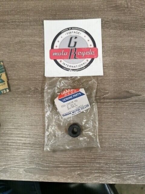 NOS YAMAHA DT125C TY350S DT50LC DT50W DT125A CT1C DAMPER 168-21638-00-00 Y155