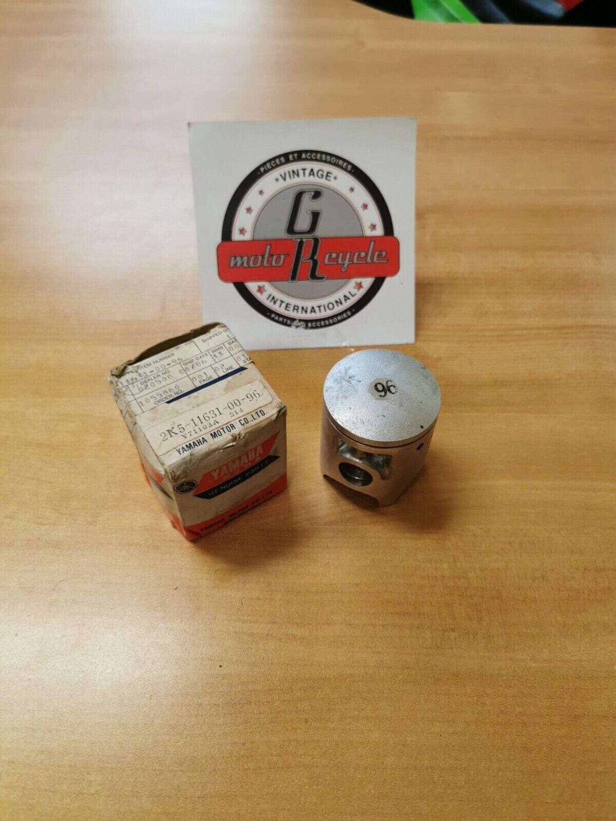 NOS YAMAHA YZ100 1977 - 1979  PISTON 4th O/S 51.00  2K5-11631-00-96 Y45