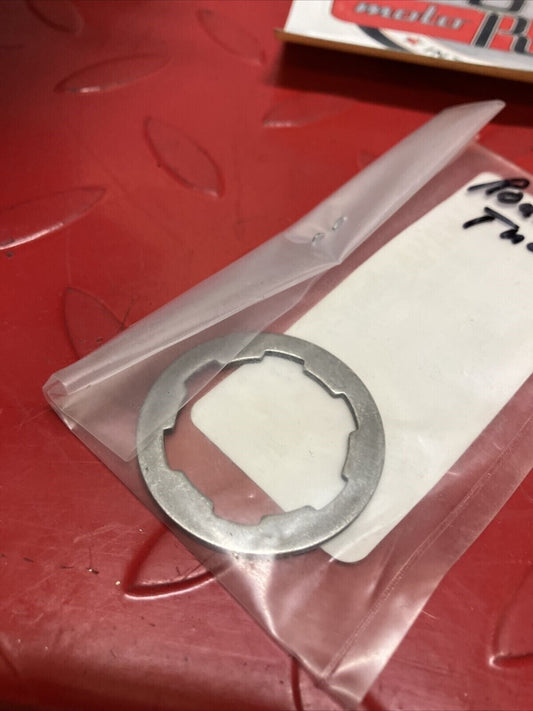 NOS YAMAHA WASHER 90209-25013-00 Y62