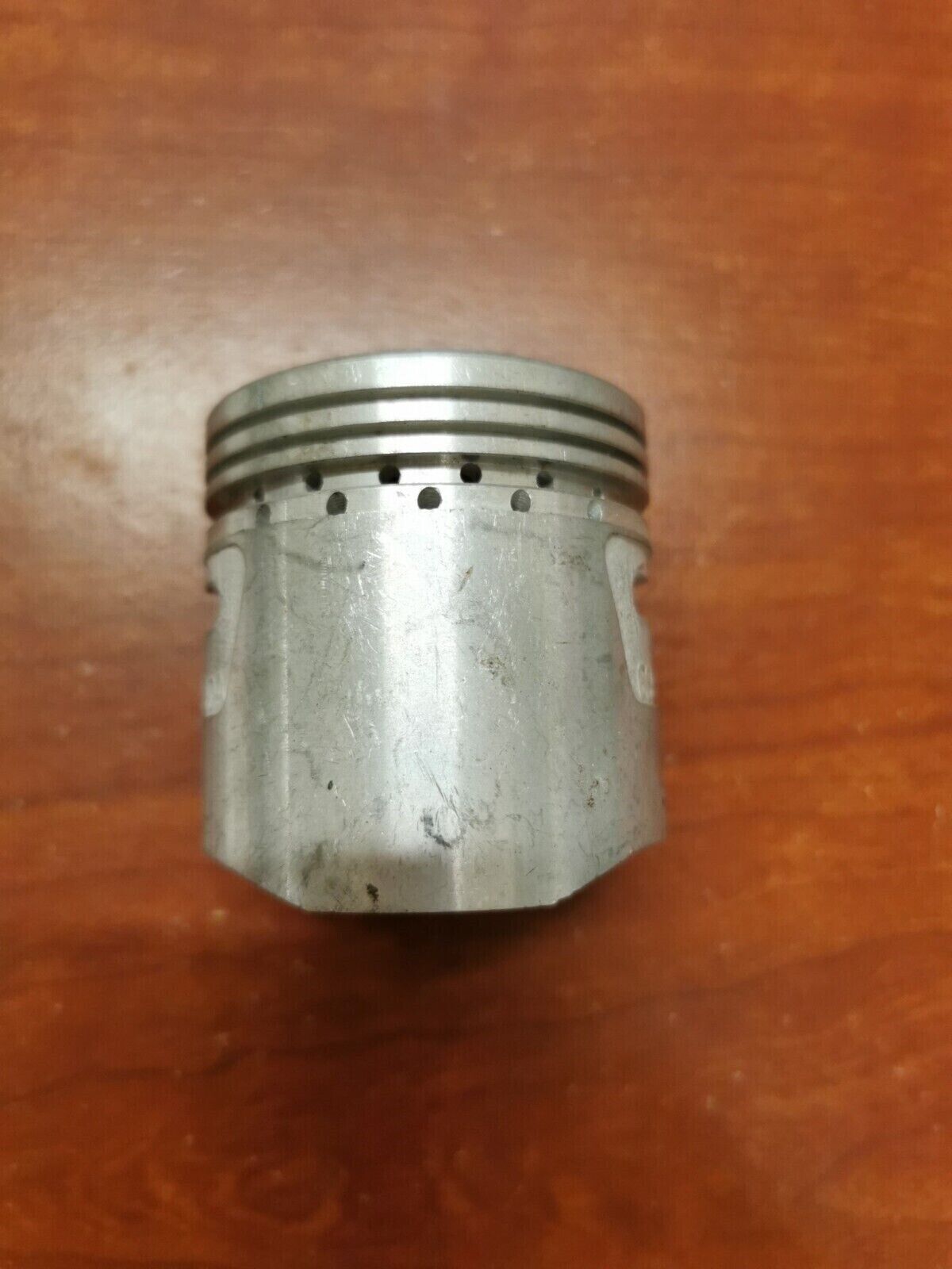 NOS Honda CT90 CM91 PISTON (STD) 13101-028-323 H62