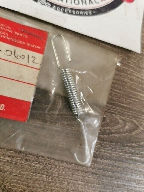 NOS SUZUKI DL650 DL650A DR750SU DR800S GS125ES GSX1300BK SPRING 09443-06012 S58