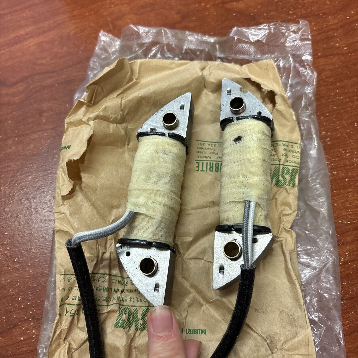 NOS Honda GX240 GX270 GX340 GX390 CHARGE COIL 31630-ZE2-861 H163