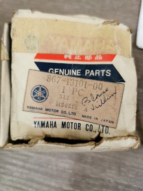NOS YAMAHA SM292F 1974 OIL PUMP ASSEMBLY 867-13101-00-00 Y191